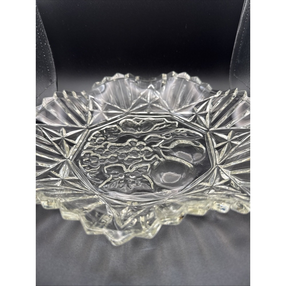 Vintage Federal Glass Pioneer Pattern Bowl Embossed Fruit Center Sawtooth Rim